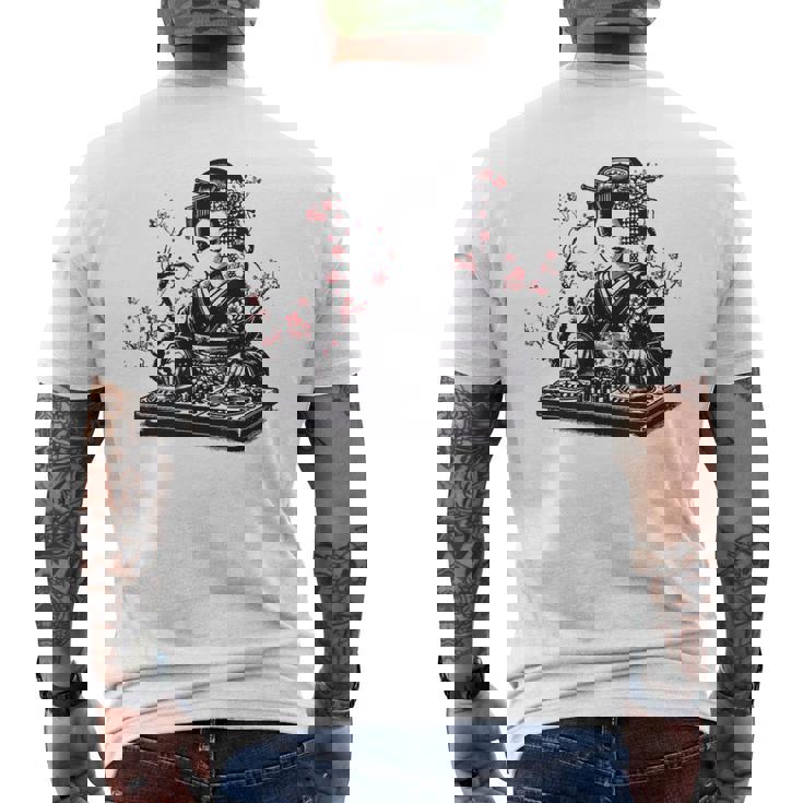 芸者 Dj 着物 和 美的 原宿 メンズTシャツ バックプリント