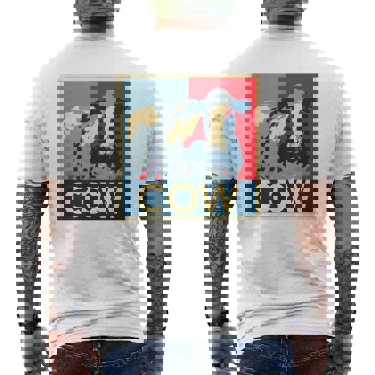 面白い 牛 牧場 動物 男性 面白い ギフト 子供 農業 農場 メンズTシャツ バックプリント