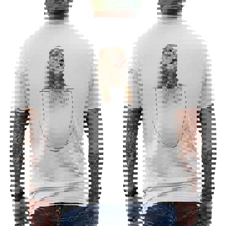 面白いペットフェレット ポケットの中のファニー フェレット メンズTシャツ バックプリント
