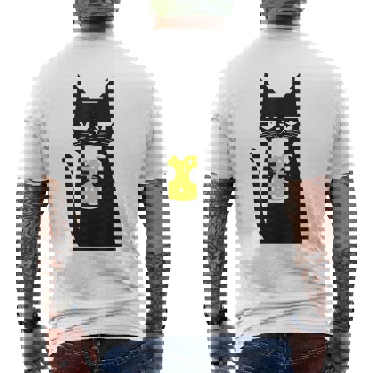 面白い黒猫はビールが大好きおもしろいビール好き メンズTシャツ バックプリント