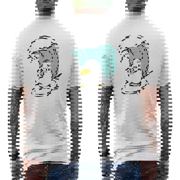 面白くてかわいい小さなアヒルが波をキャッチ。 メンズTシャツ バックプリント