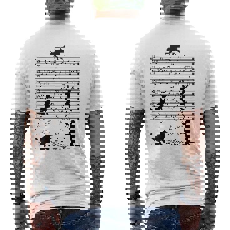 音楽譜上の遊ぶ猫のシルエットデザイン ピアノ音符 遊び心のある猫 猫 ジョーク かわいい 動物好き ギャグ好き メンズTシャツ バックプリント