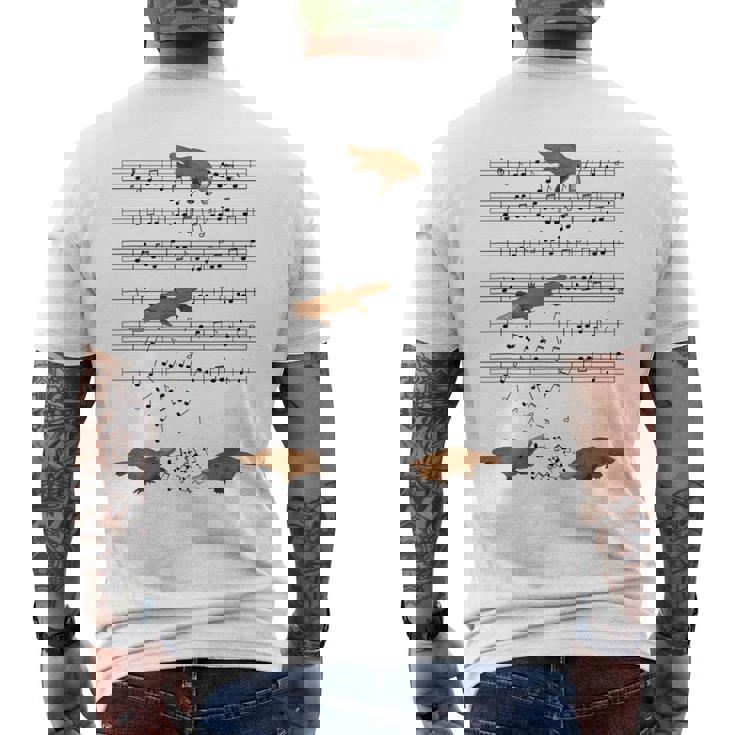音符で遊ぶ面白いカモノハシ メンズTシャツ バックプリント