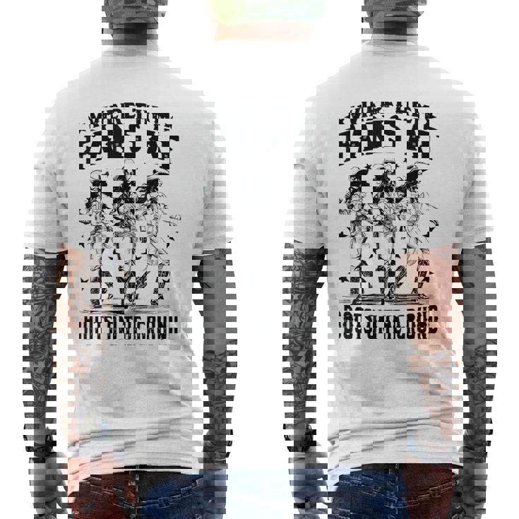 黒のカウガールウエスタンカントリーロデオライニングブーツグランド メンズTシャツ バックプリント