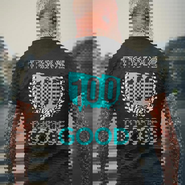 100年かけてここまで来た 面白い誕生日ユーモア メンズTシャツ バックプリント 高齢者への贈り物