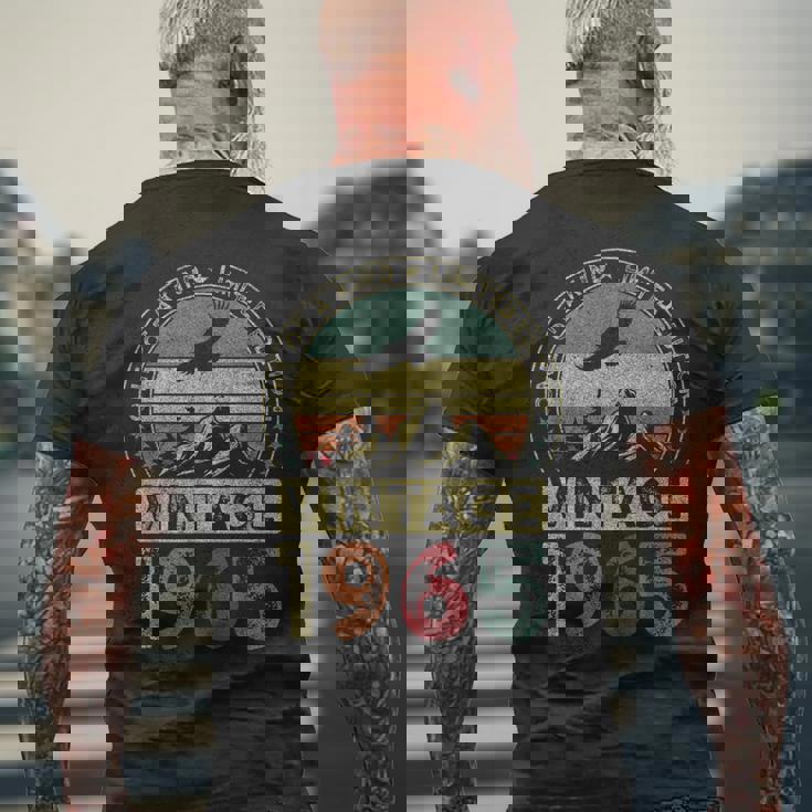 1965年ヴィンテージ、限定版、60歳の誕生日、60歳 メンズTシャツ バックプリント 高齢者への贈り物