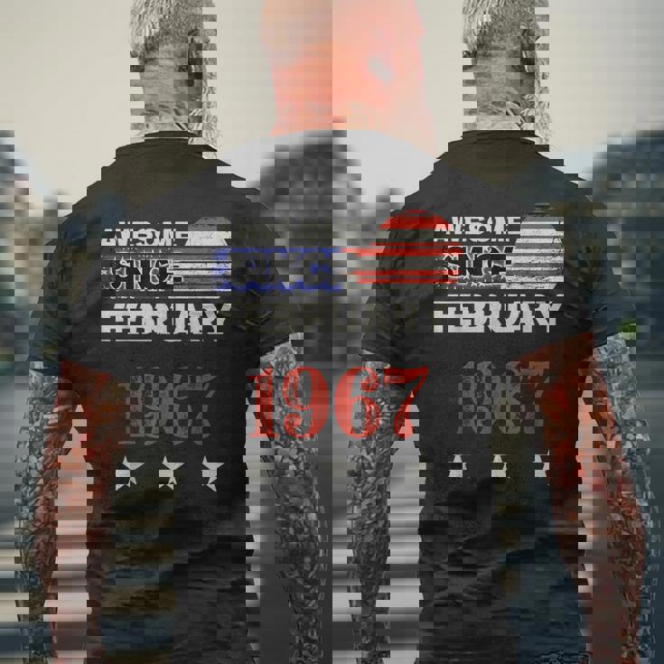 1967年以来素晴らしいヴィンテージアメリカ国旗クラシック1967年2月。 メンズTシャツ バックプリント 高齢者への贈り物