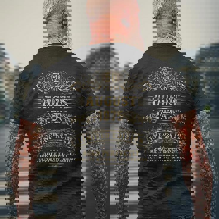 1975年8月 50歳の誕生日プレゼント 男性 50歳 誕生日 メンズTシャツ バックプリント 高齢者への贈り物