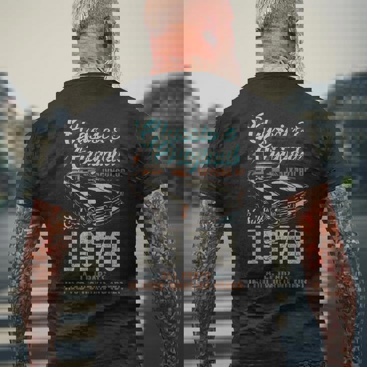 1978年生まれ ヴィンテージカー 47歳の誕生日 メンズTシャツ バックプリント 高齢者への贈り物