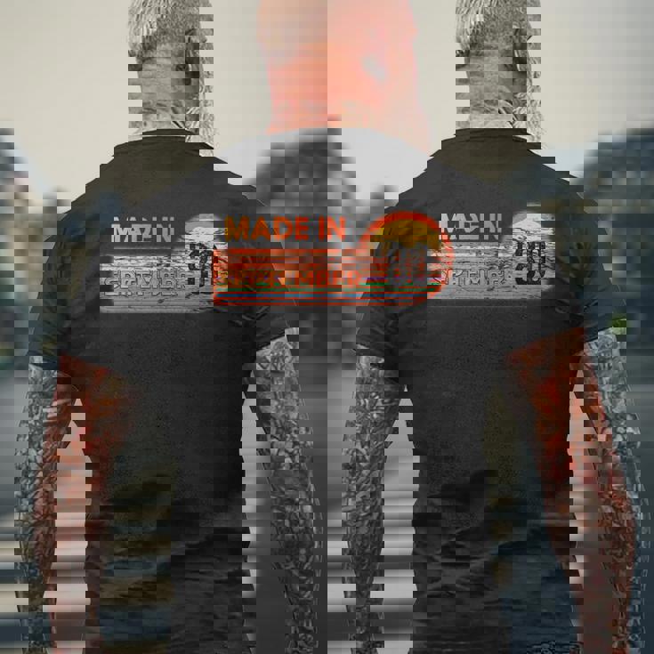 1980年9月に製作。素晴らしい1980年の誕生日ヴィンテージ。 メンズTシャツ バックプリント 高齢者への贈り物