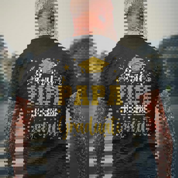 2025年卒業の卒業クラスの誇り高きパパ メンズTシャツ バックプリント 高齢者への贈り物