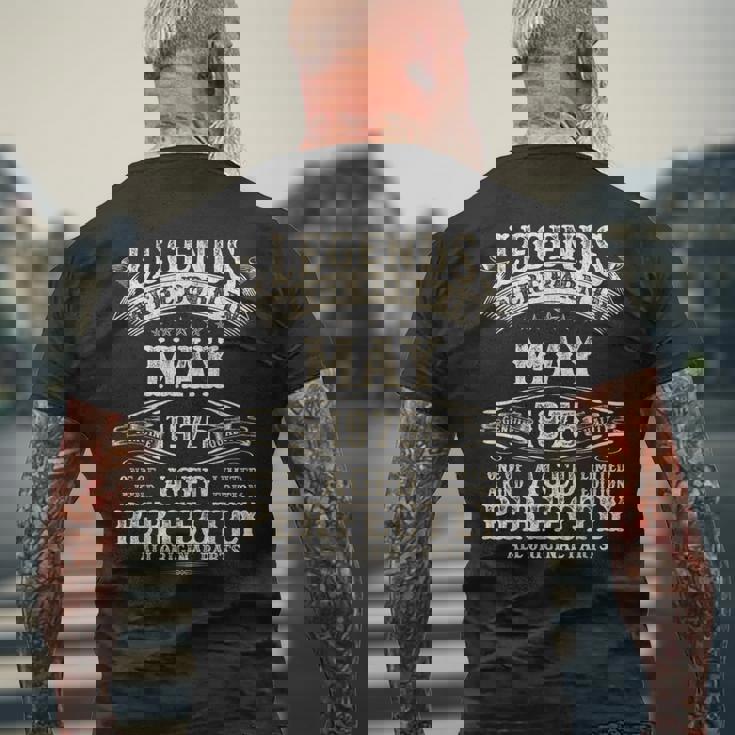 50歳の男性への誕生日プレゼント 1975年5月 50歳 誕生日 メンズTシャツ バックプリント 高齢者への贈り物