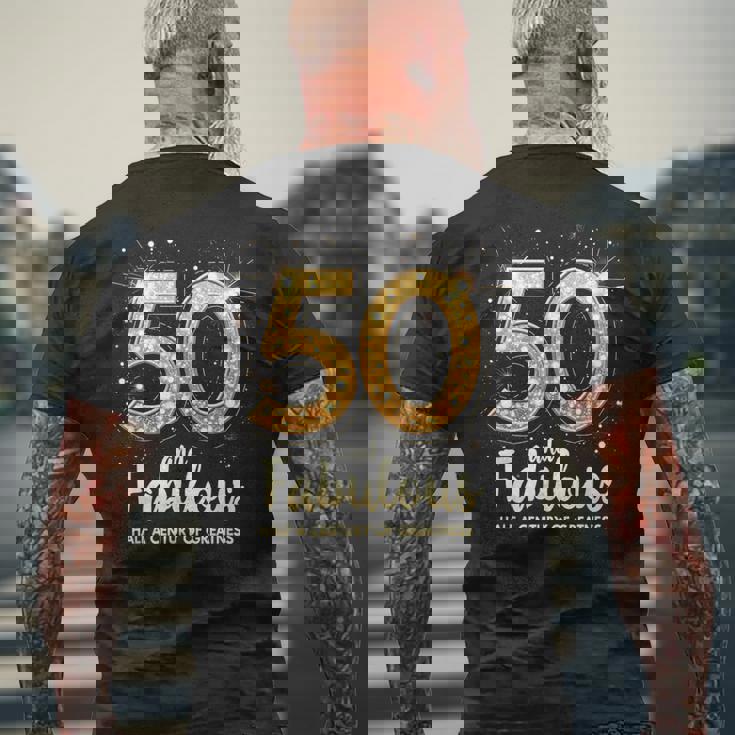 50歳の誕生日 50歳と素晴らしさの半世紀 メンズTシャツ バックプリント 高齢者への贈り物