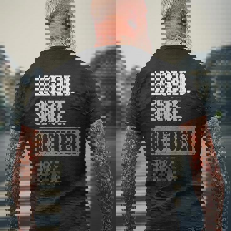 57歳の誕生日 ヴィンテージ レトロ 面白い 57歳 10月 1966 メンズTシャツ バックプリント 高齢者への贈り物