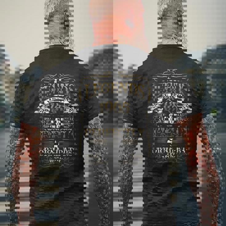 58 Birthday レディース メンズ ヴィンテージ 1965 レジェンド ファニー メンズTシャツ バックプリント 高齢者への贈り物