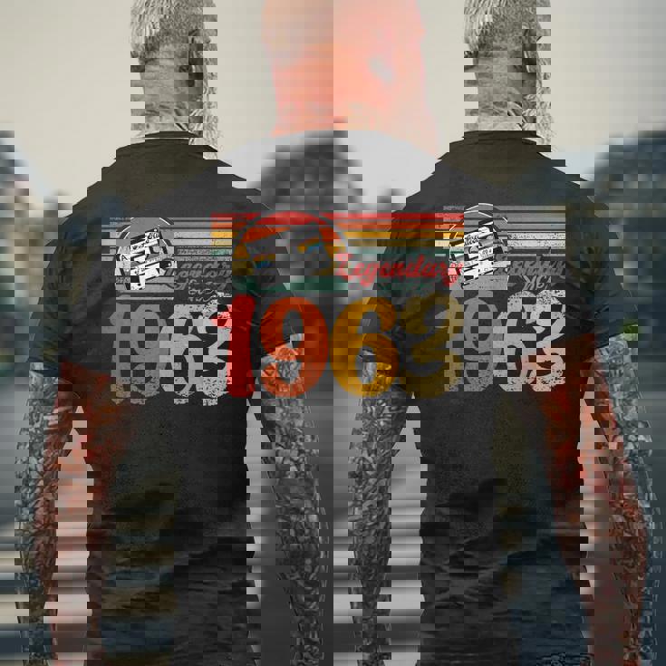 60 年代の誕生日パーティー パーティー 62 歳の誕生日ヴィンテージ 1963 メンズTシャツ バックプリント 高齢者への贈り物