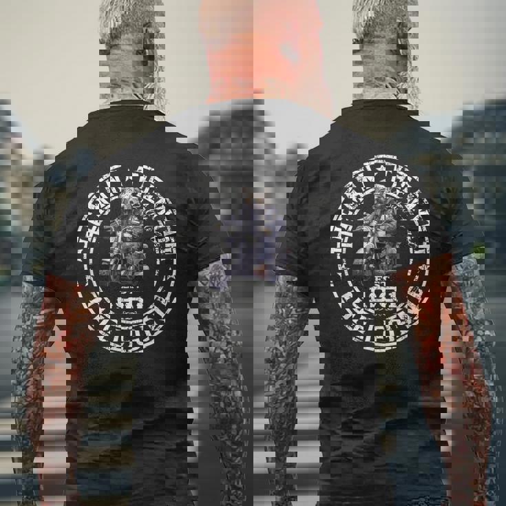 63歳の誕生日 男性 オートバイ バイカーベア 1961 メンズTシャツ バックプリント 高齢者への贈り物