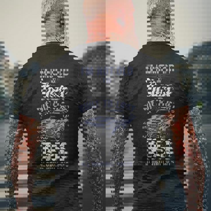 69歳の誕生日 1956年クラシックカー メンズTシャツ バックプリント 高齢者への贈り物