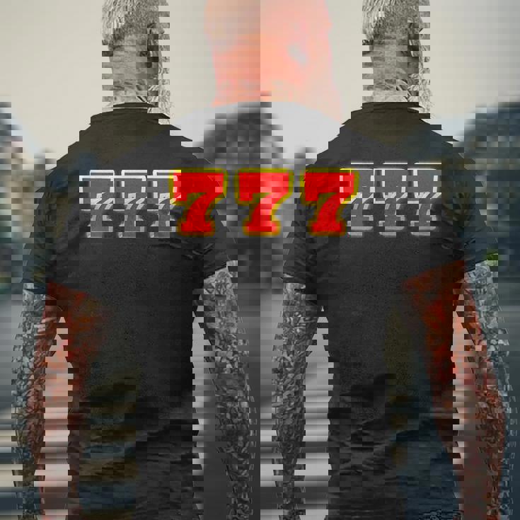 777 スリーセブン【スロット カジノ ラッキー7】数字 文字 シンプル デザイン メンズTシャツ バックプリント 高齢者への贈り物