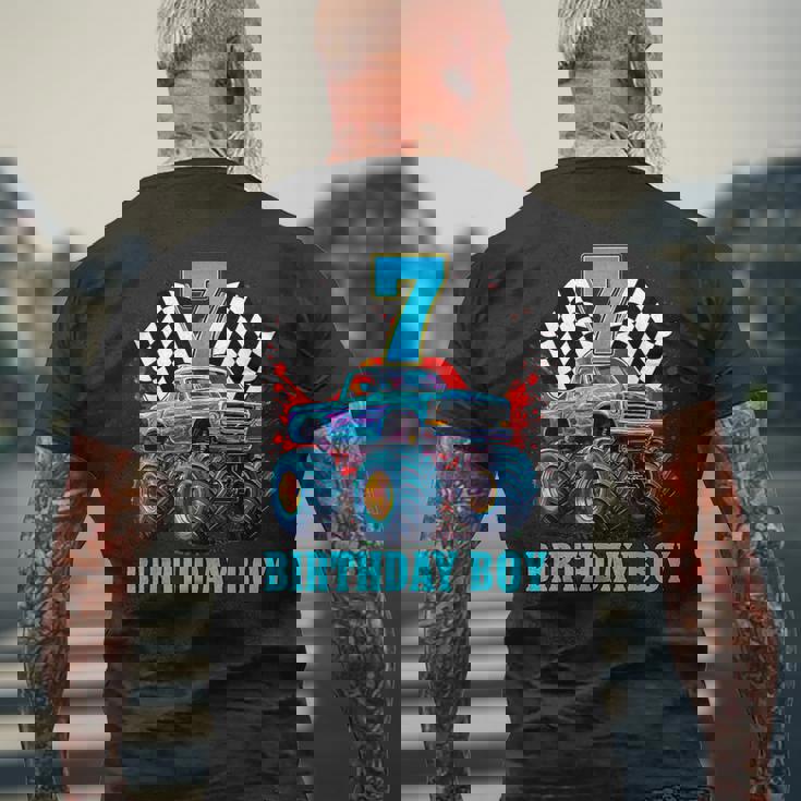 7歳 7歳の誕生日 男の子 モンスタートラック 車 メンズTシャツ バックプリント 高齢者への贈り物