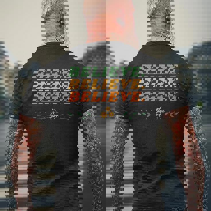 Believe Inspirational Motivational Message Of Hope メンズTシャツ バックプリント 高齢者への贈り物