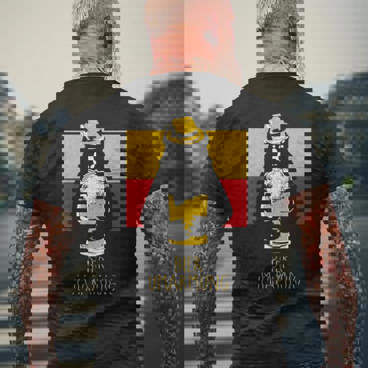 Bier Hug 面白いオクトーバーフェストデザイン ビールベア ドイツパーティー メンズTシャツ バックプリント 高齢者への贈り物