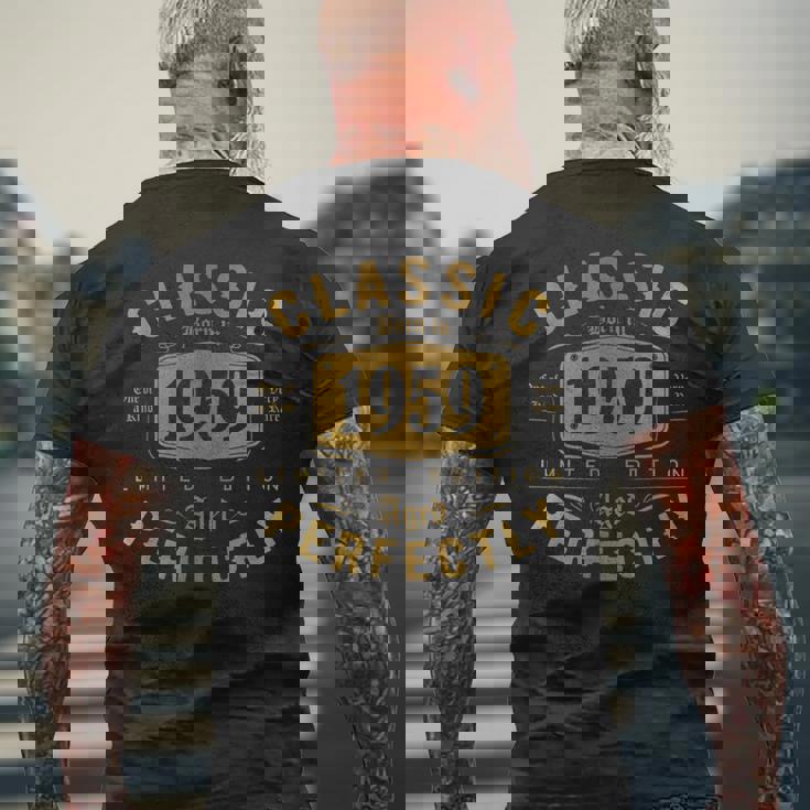 Classic 1959 ヴィンテージ 1959年生まれ 64歳の誕生日ギフトアイデア 64歳 メンズTシャツ バックプリント 高齢者への贈り物