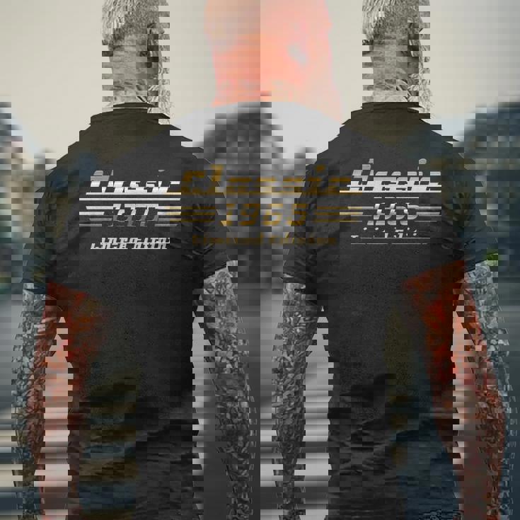 Classic 1965 ヴィンテージカー誕生60周年 メンズTシャツ バックプリント 高齢者への贈り物