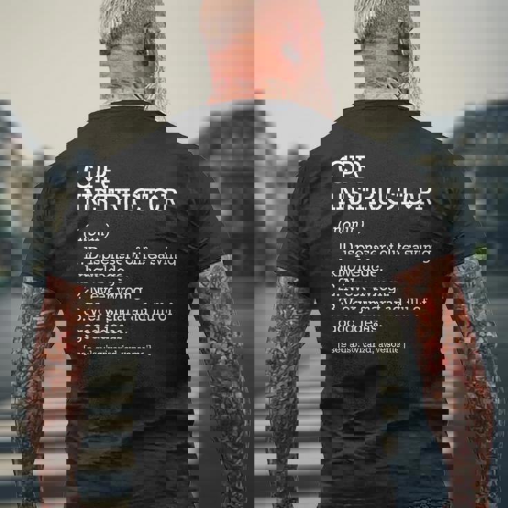 Cprインストラクター ジョブ定義 心肺蘇生 メンズTシャツ バックプリント 高齢者への贈り物