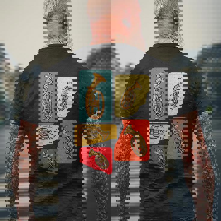 Creative Tenor Horn ビンテージ レトロ アートワーク テナーホルン奏者 メンズTシャツ バックプリント 高齢者への贈り物