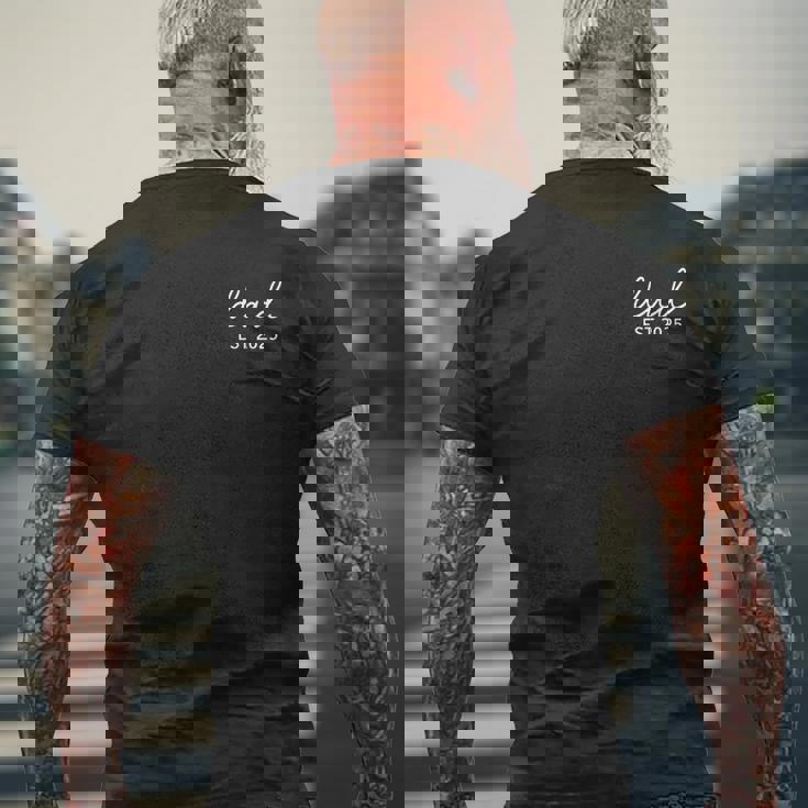 Dad Est 2025 赤ちゃんのお父さんが初めて父の日になることを期待 メンズTシャツ バックプリント 高齢者への贈り物