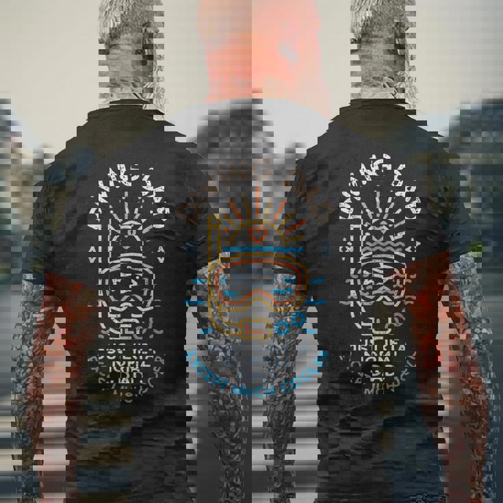 Diving Dad スキューバダイビングまたはフリーダイビング 父の日ダイバー メンズTシャツ バックプリント 高齢者への贈り物