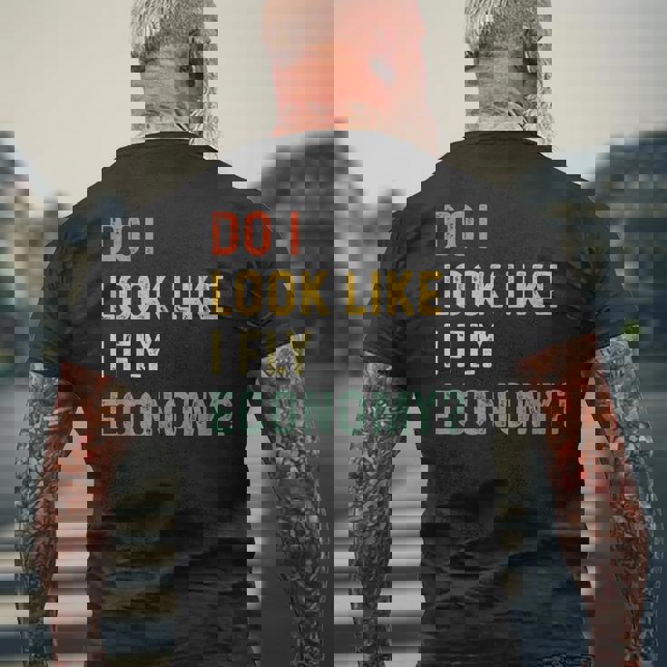 Do I Look Like I Fly Economy 面白い ヴィンテージ レトロ メンズTシャツ バックプリント 高齢者への贈り物