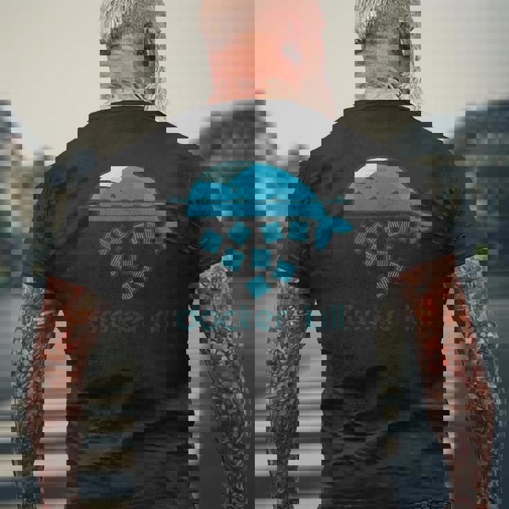 Docker Container Linux Devops Programming Coding メンズTシャツ バックプリント 高齢者への贈り物