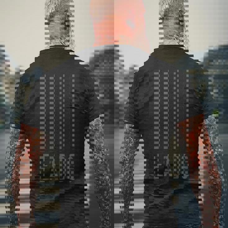 Eadg 4弦ベースギター ベーシスト メンズTシャツ バックプリント 高齢者への贈り物