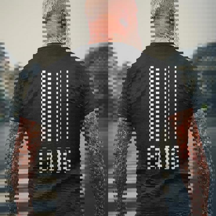 Eadg 4弦ベースギター ベーシストまたはベースプレーヤー用 メンズTシャツ バックプリント 高齢者への贈り物