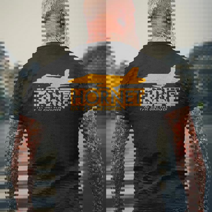 FA-18 ホーネット メンズTシャツ バックプリント 高齢者への贈り物