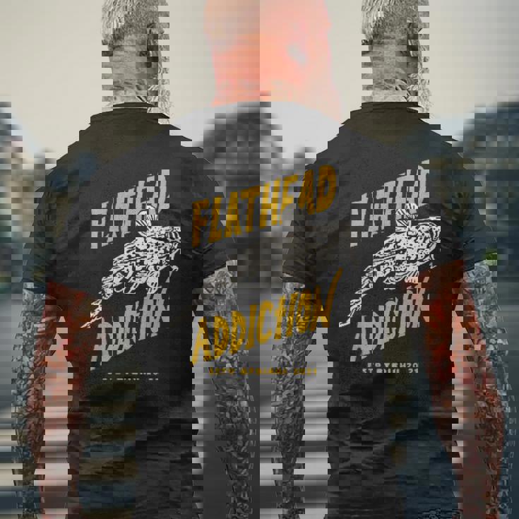 Flathead Addiction マゴチ 釣り メンズTシャツ バックプリント 高齢者への贈り物