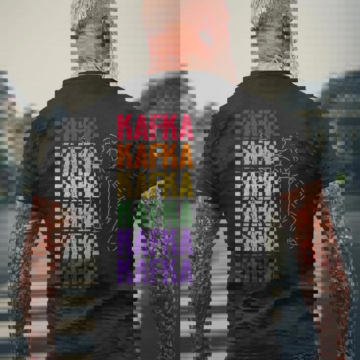 Franz Kafka The Metamorphosis メンズTシャツ バックプリント 高齢者への贈り物