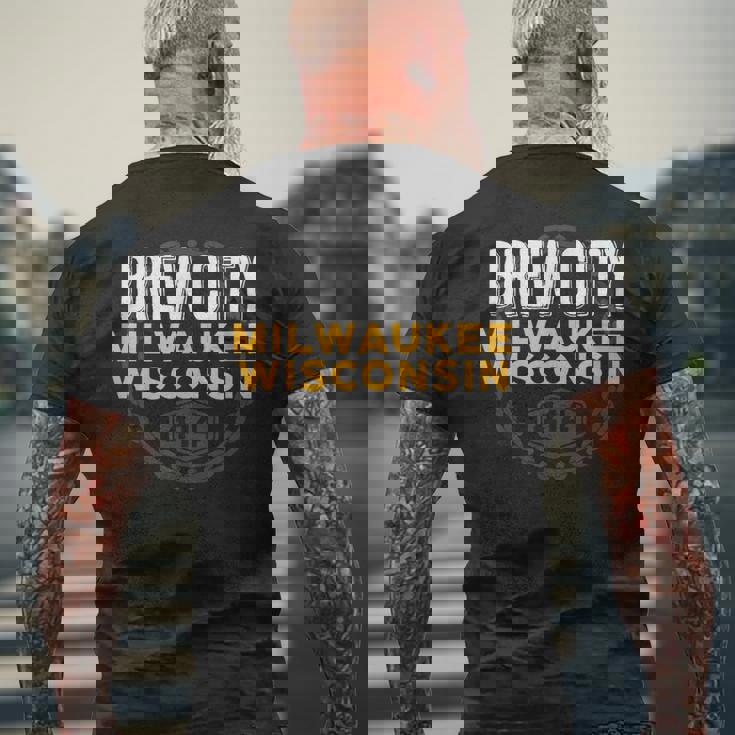 Brew City ミルウォーキー ウィスコンシン州 メンズTシャツ バックプリント 高齢者への贈り物