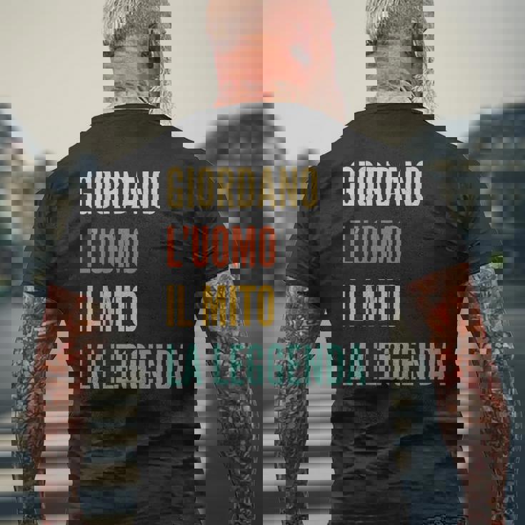 Italian First Name Giordano メンズTシャツ バックプリント 高齢者への贈り物