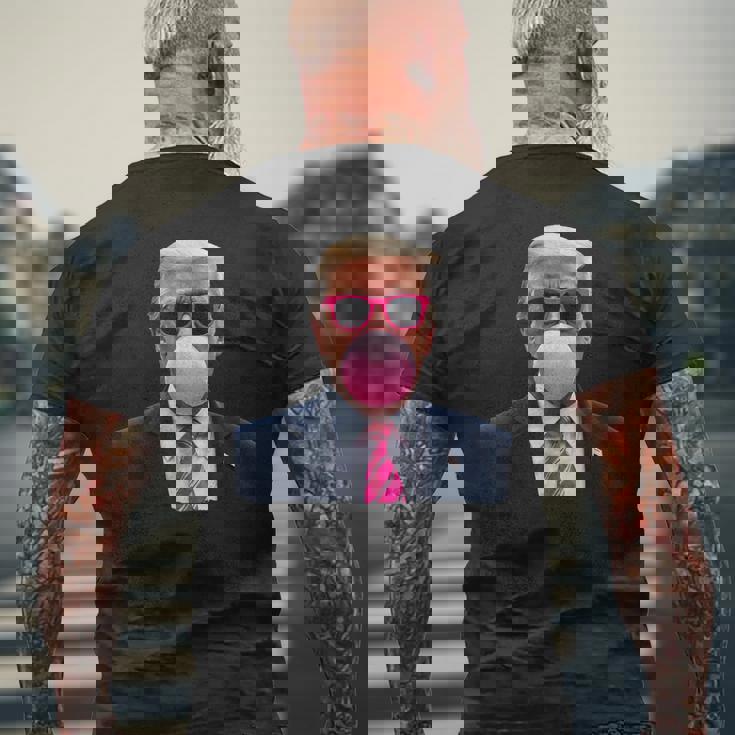 Pop Trump Pink Bubble Gumintage Trump Pink Glasses メンズTシャツ バックプリント 高齢者への贈り物