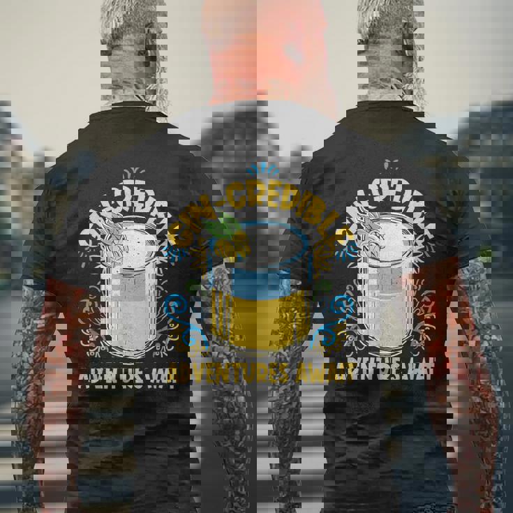 Gin And Tonicの言葉 ジンラバーズ ジングラスのジンドリンカー メンズTシャツ バックプリント 高齢者への贈り物