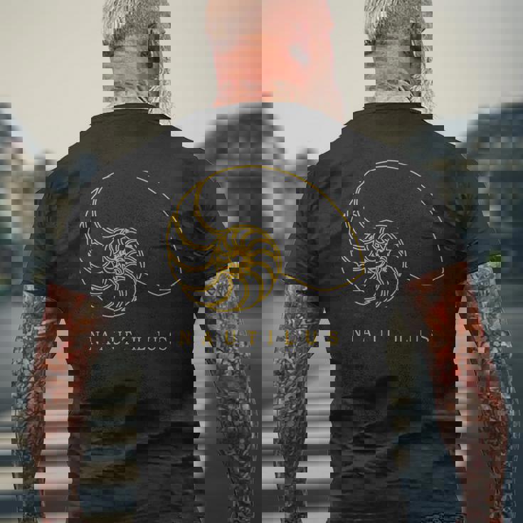 Golden Nautilus シェルtシャツ 海洋自然愛好家向け メンズTシャツ バックプリント 高齢者への贈り物