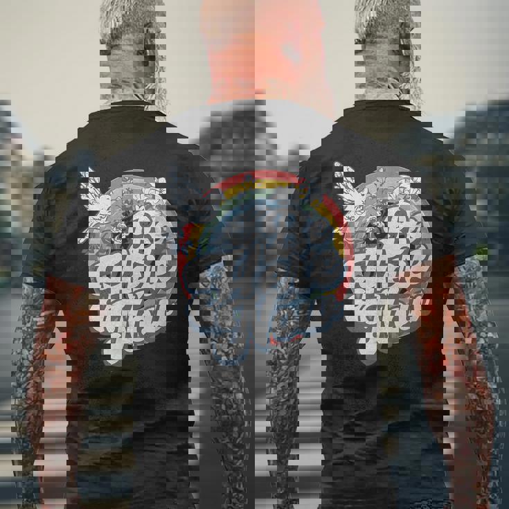 Be Here Now レトロ ヴィンテージ スピリチュアル マインドフルネス メンズTシャツ バックプリント 高齢者への贈り物