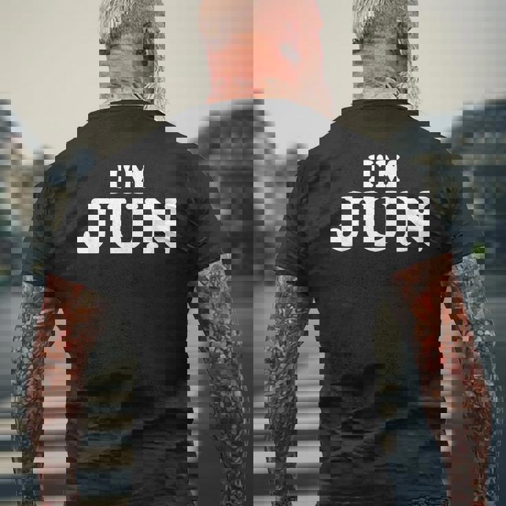 I'm Jun、My Name Is Jun、I Am Jun、パーソナライズ メンズTシャツ バックプリント 高齢者への贈り物