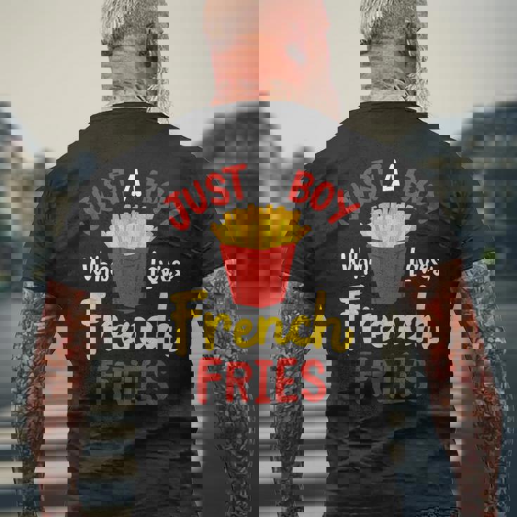 Just A Boy Who Loves French Fries フライドポテト じゃがいも ヴィーガン メンズTシャツ バックプリント 高齢者への贈り物