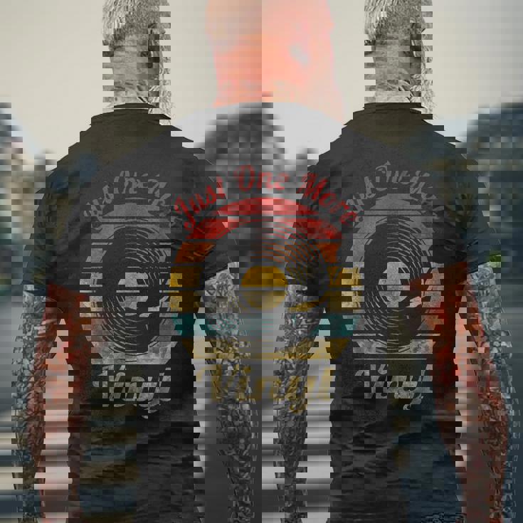 Just One More ビニールレトロレコード ヴィンテージミュージック メンズTシャツ バックプリント 高齢者への贈り物