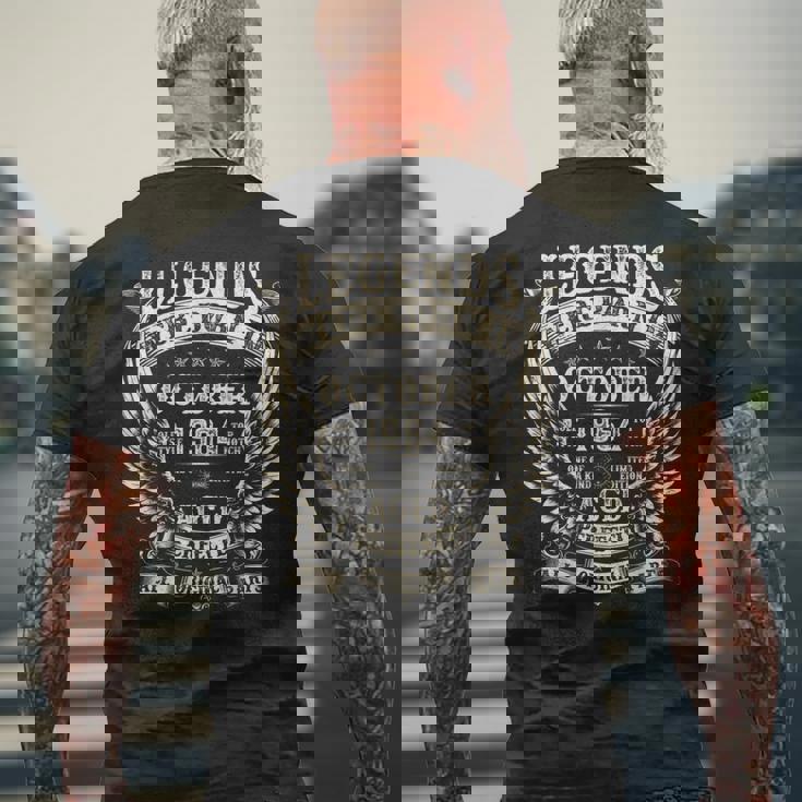 Legend Were Born In 1964 60歳の誕生日プレゼント 男性用 10月 メンズTシャツ バックプリント 高齢者への贈り物