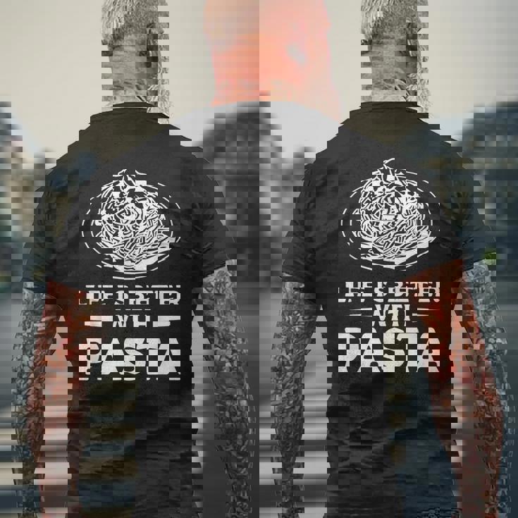 Life Is Better With パスタ スパゲッティ イタリア料理好き メンズTシャツ バックプリント 高齢者への贈り物